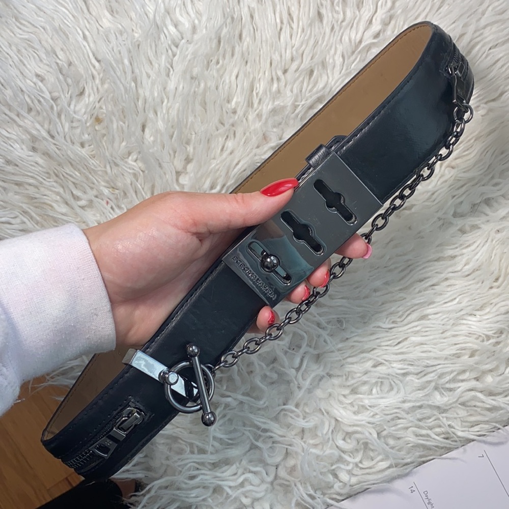 Black chain BCBG Maxazria belt! Size small.
